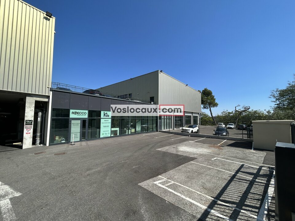 VOSLOCAUX.COM LOCATION-LOCAL D'ACTIVITE-GRASSE-06