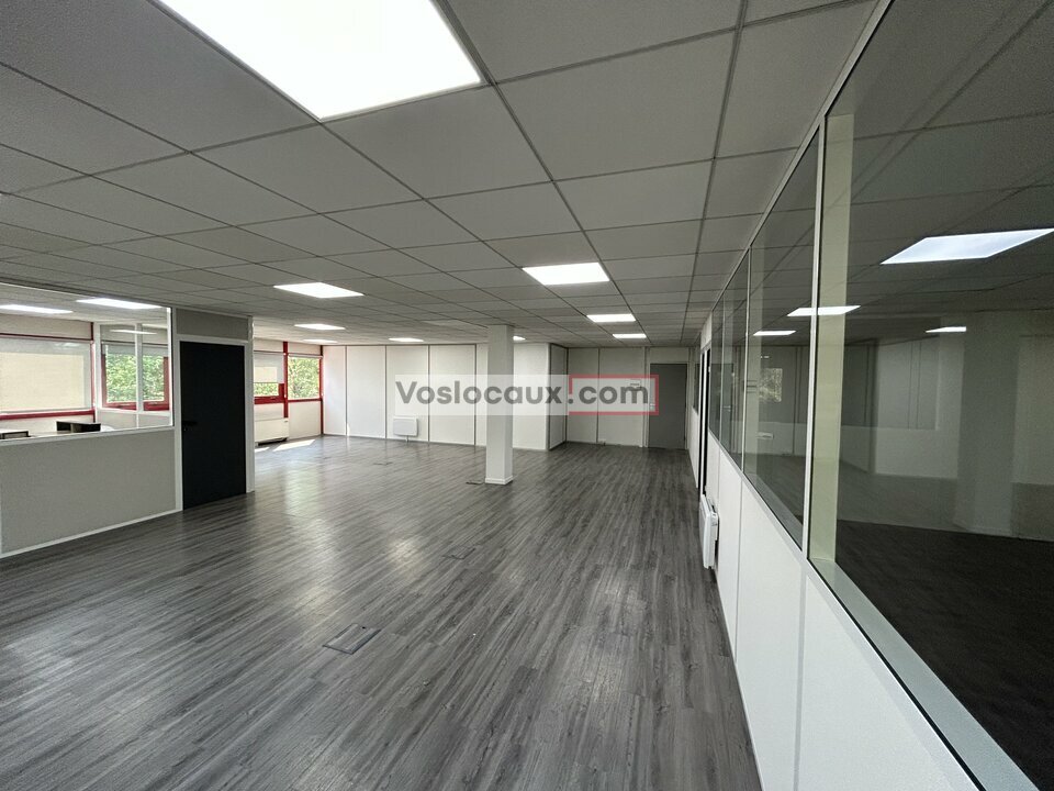 VOSLOCAUX.COM LOCATION-BUREAUX-VALLAURIS-06