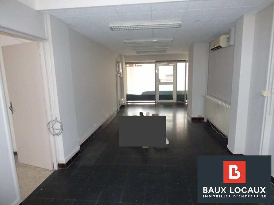 BAUX LOCAUX LOCATION-LOCAL COMMERCIAL-SALON_DE_PROVENCE-13