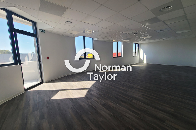 NORMAN TAYLOR MONTPELLIER VENTE-BUREAUX-SETE-34