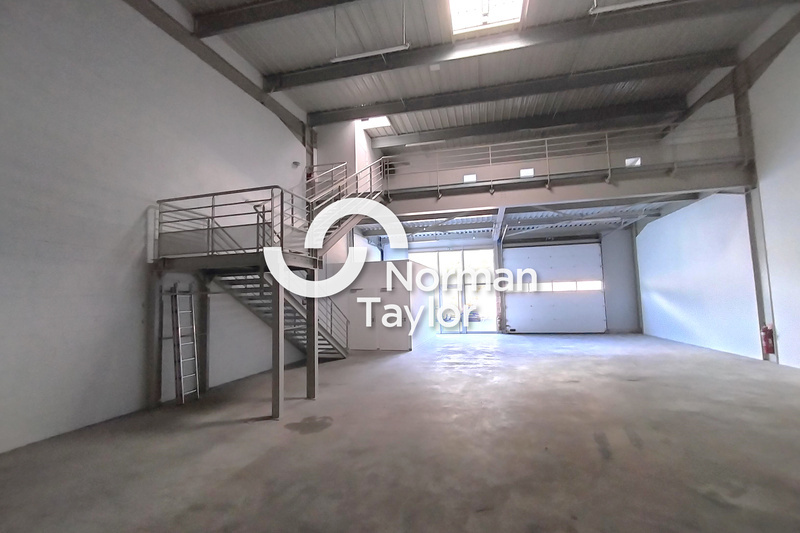 NORMAN TAYLOR AIX LOCATION-LOCAL D'ACTIVITE-LA_CIOTAT-13