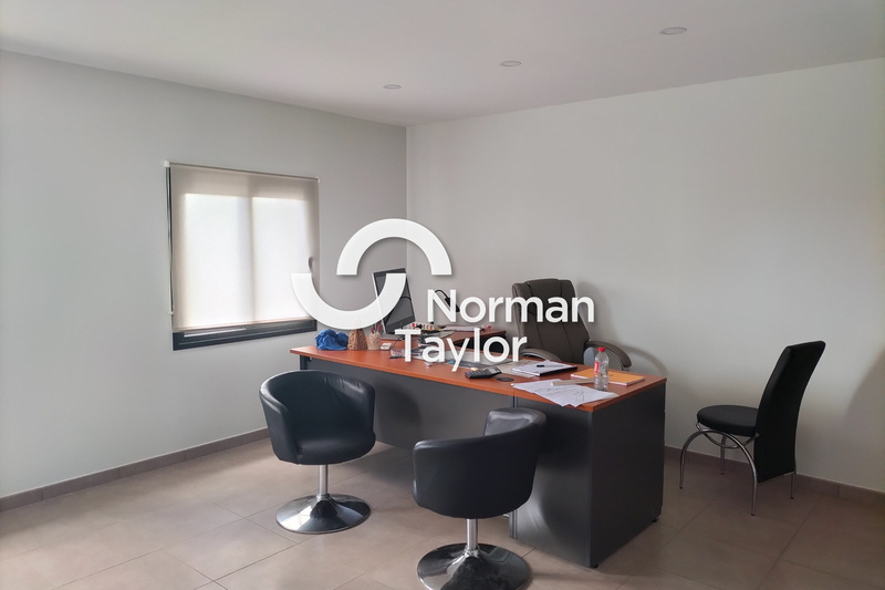 NORMAN TAYLOR MONTPELLIER LOCATION-BUREAUX-BEZIERS-34