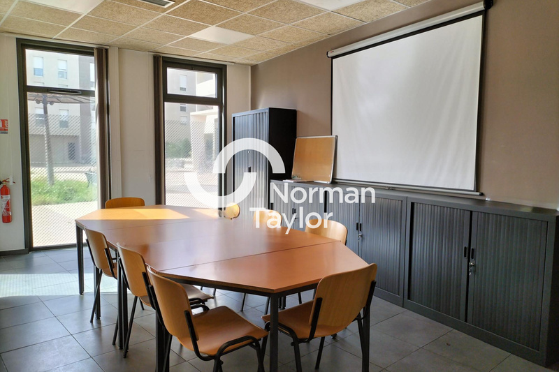 NORMAN TAYLOR AIX LOCATION-BUREAUX-AUBAGNE-13