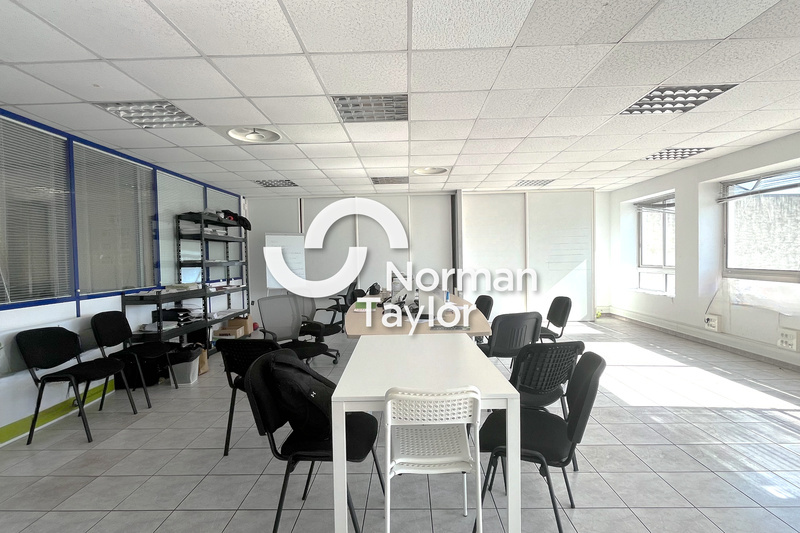 NORMAN TAYLOR MONTPELLIER LOCATION-BUREAUX-MAUGUIO-34