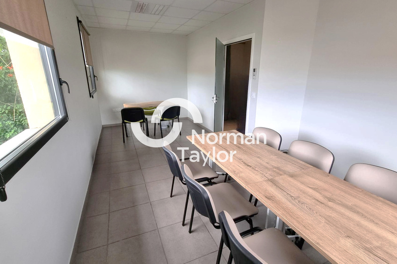 NORMAN TAYLOR MONTPELLIER LOCATION-BUREAUX-PERPIGNAN-66