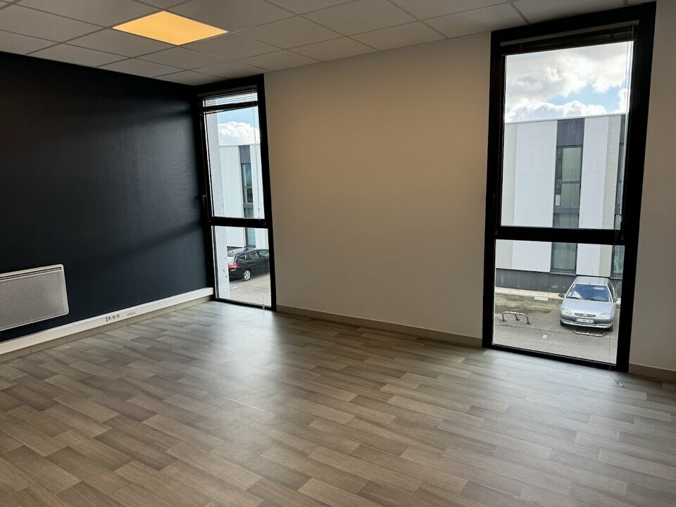 IMMOBILIERE BREST LOCATION-BUREAUX-GUIPAVAS-29