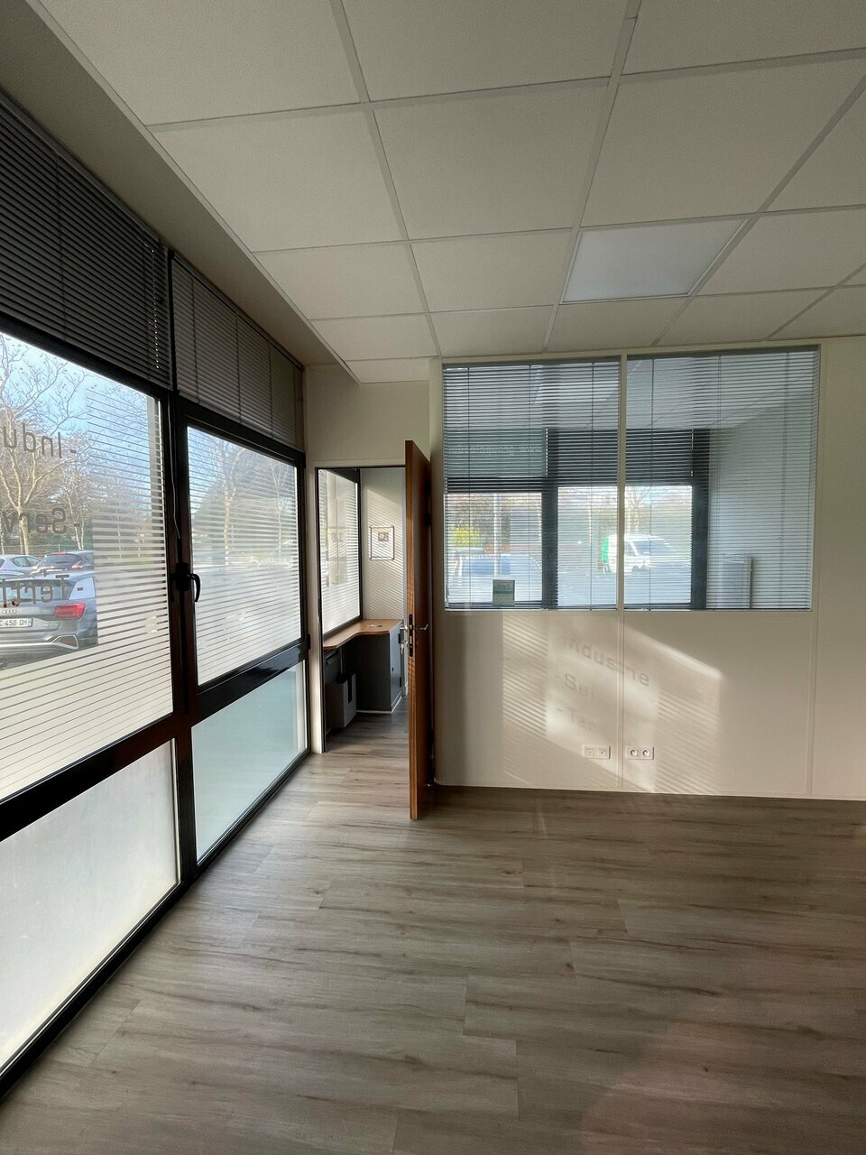 IMMOBILIERE VANNES LOCATION-BUREAUX-VANNES-56