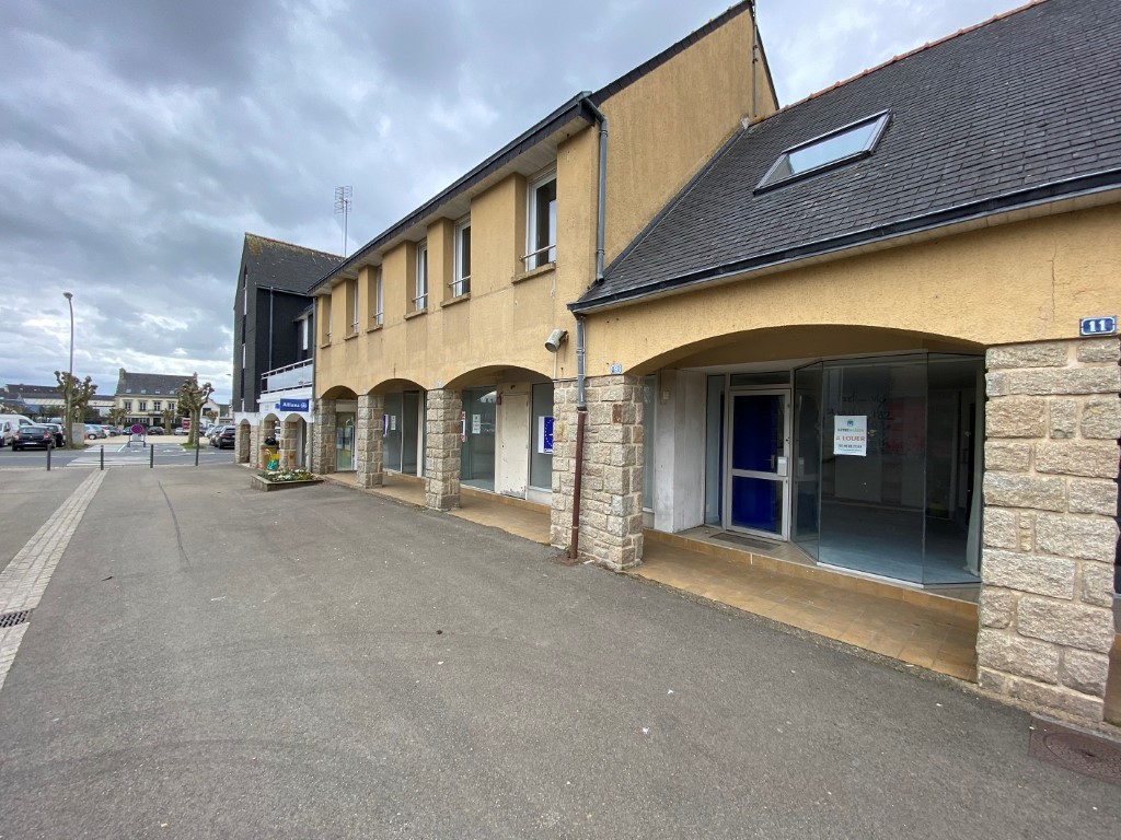 IMMOBILIERE BREST VENTE-LOCAL COMMERCIAL-LANDIVISIAU-29