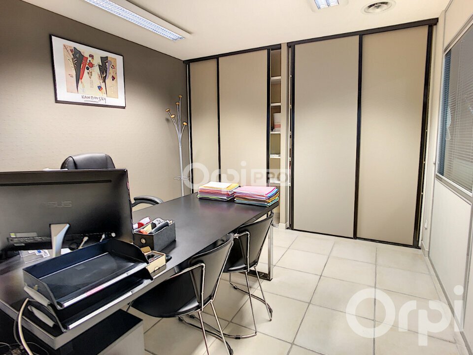 ORPI  BROUSSE IMMOBILIER VENTE-BUREAUX-BRIVE_LA_GAILLARDE-19