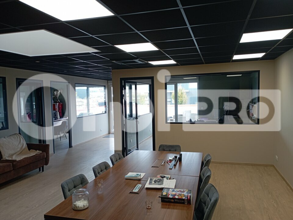 ORPI SARL COMPTOIR IMMOBILIER CHAMPENOIS LOCATION-BUREAUX-CERNAY_LES_REIMS-51