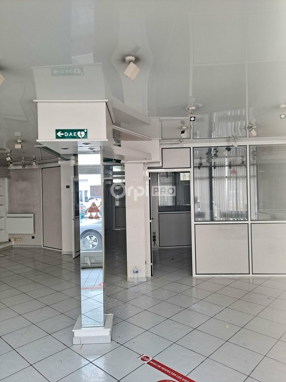 SARL Comptoir Immobilier Champenois LOCATION-LOCAL COMMERCIAL-CHALONS_EN_CHAMPAGNE-51