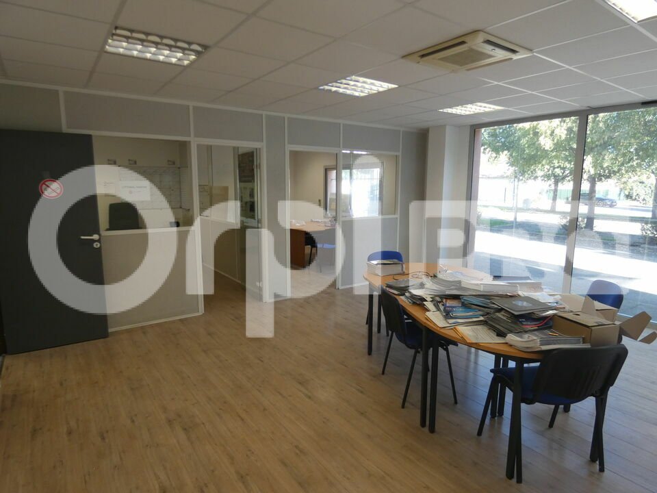 ORPI AGENCE R BASSANELLI LOCATION-LOCAL COMMERCIAL-MANOSQUE-04