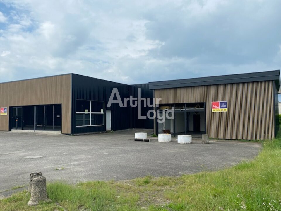 ARTHUR LOYD VICHY VENTE-LOCAL COMMERCIAL-AVERMES-03