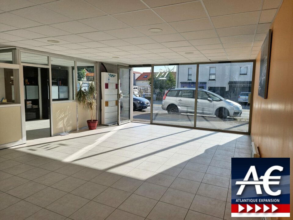 Loire Ocean Transactions LOCATION-LOCAL COMMERCIAL-REZE-44