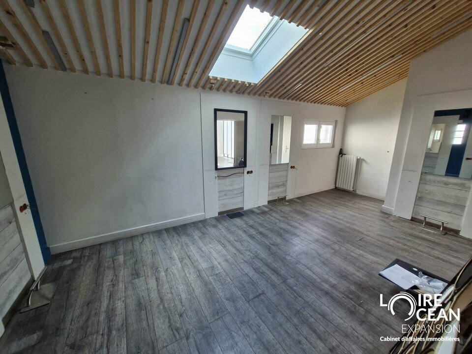 LOIRE OCEAN TRANSACTIONS LOCATION-LOCAL COMMERCIAL-NANTES-44