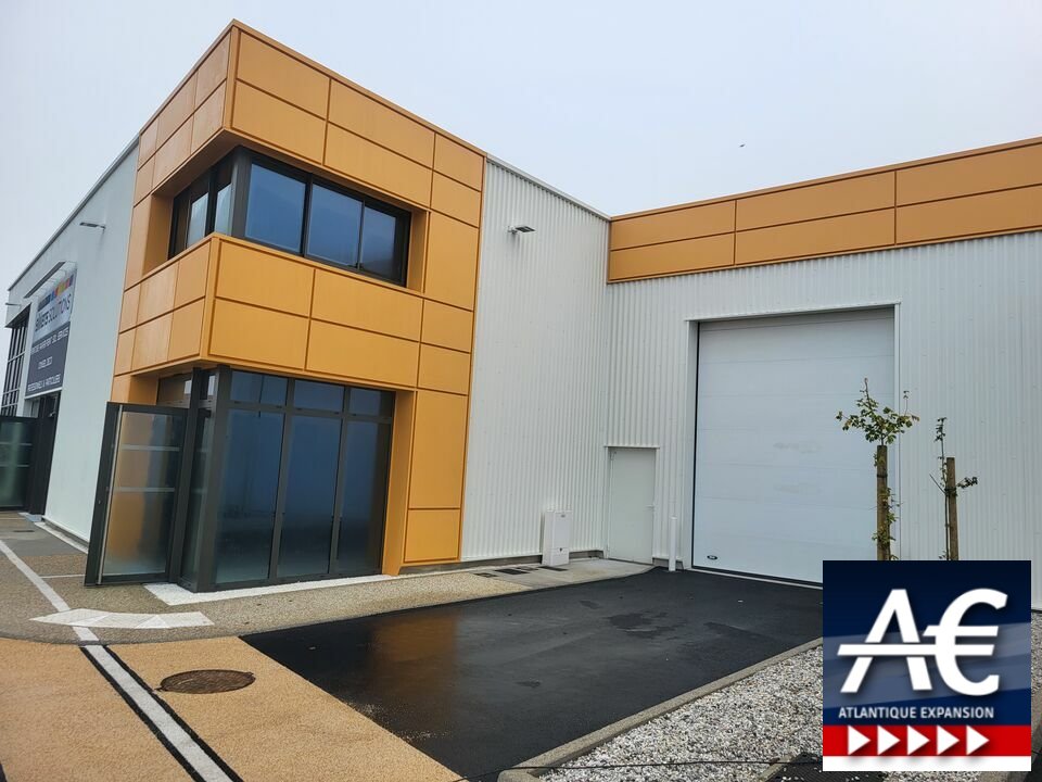 LOIRE OCEAN TRANSACTIONS LOCATION-LOCAL COMMERCIAL-PORNIC-44