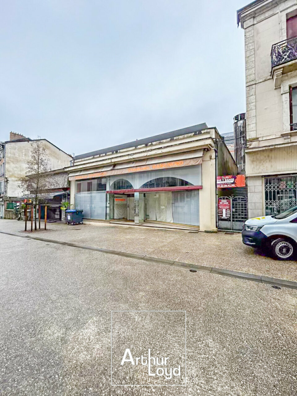 OME IMMOBILIER LOCATION-LOCAL COMMERCIAL-TULLE-19