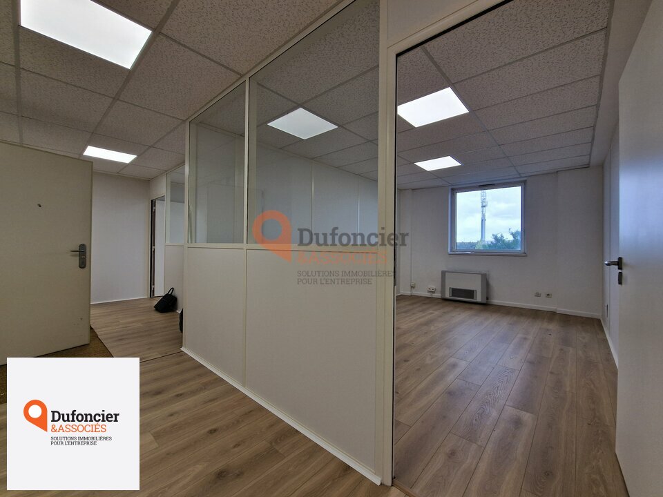 DUFONCIER ET ASSOCIES VENTE-BUREAUX-CHASSENEUIL_DU_POITOU-86